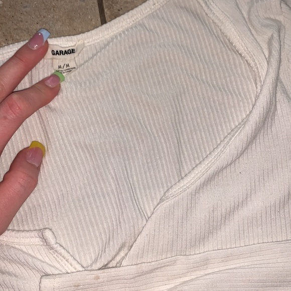 long sleeve white shirt - Picture 3 of 3